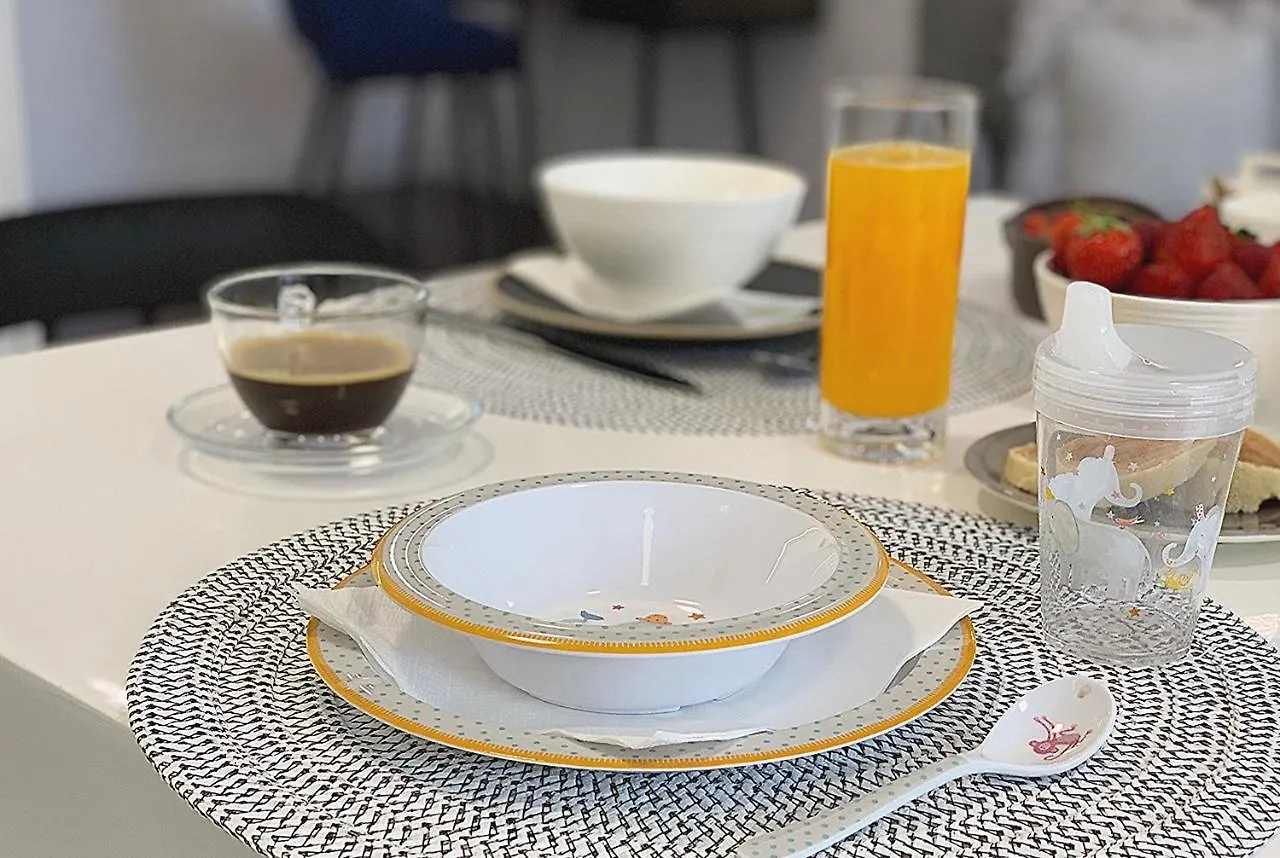 Cascais Avenida Loft- By Onartstays