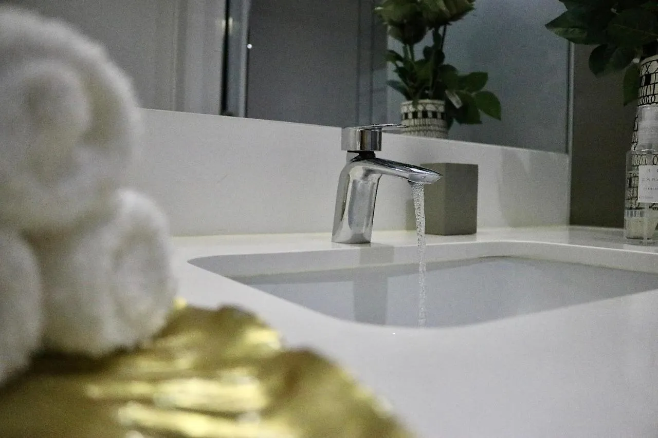 Cascais Avenida Loft- By Onartstays