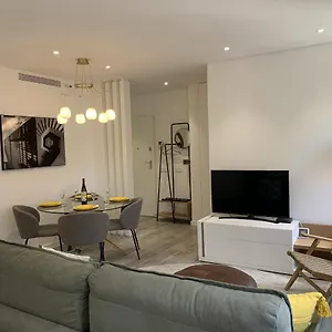 Downtown Premium 1 Cascais